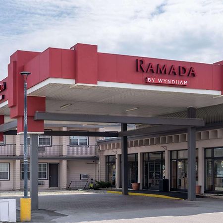 Ramada by Wyndham Thunder Bay Airlane Hotel Dış mekan fotoğraf