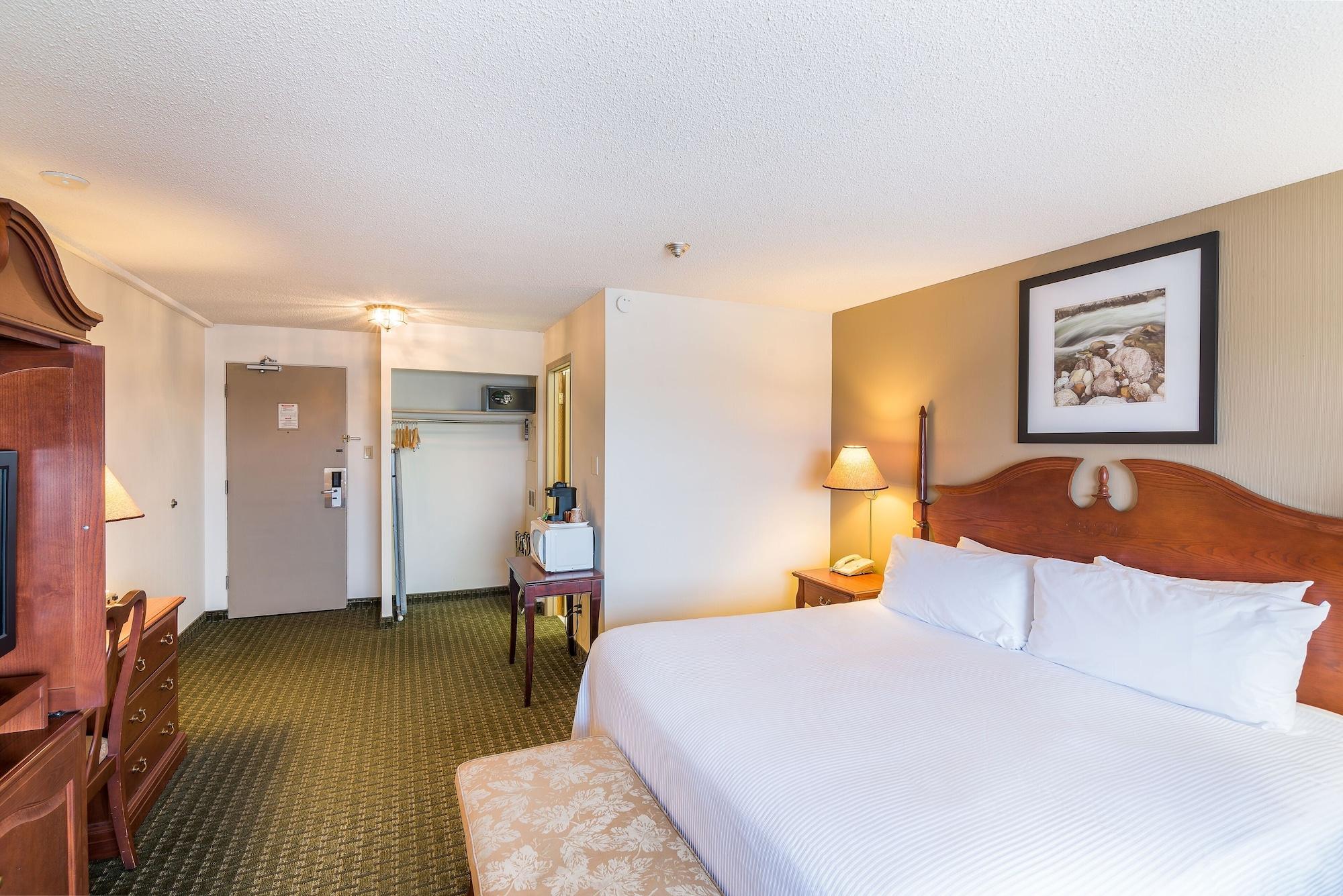 Ramada by Wyndham Thunder Bay Airlane Hotel Dış mekan fotoğraf