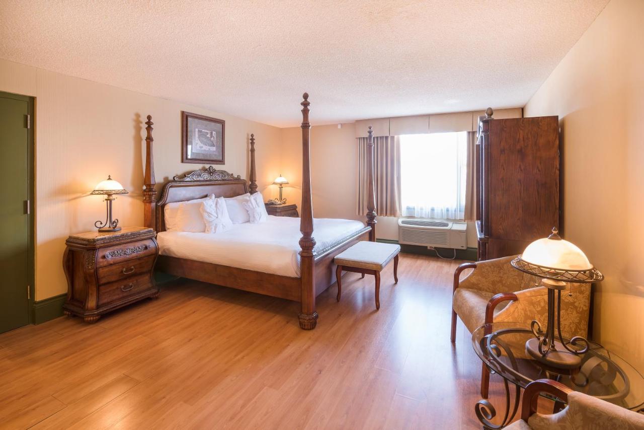 Ramada by Wyndham Thunder Bay Airlane Hotel Dış mekan fotoğraf